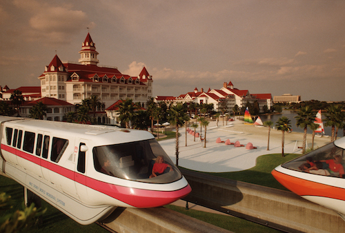 Monorail_Grand_Floridian