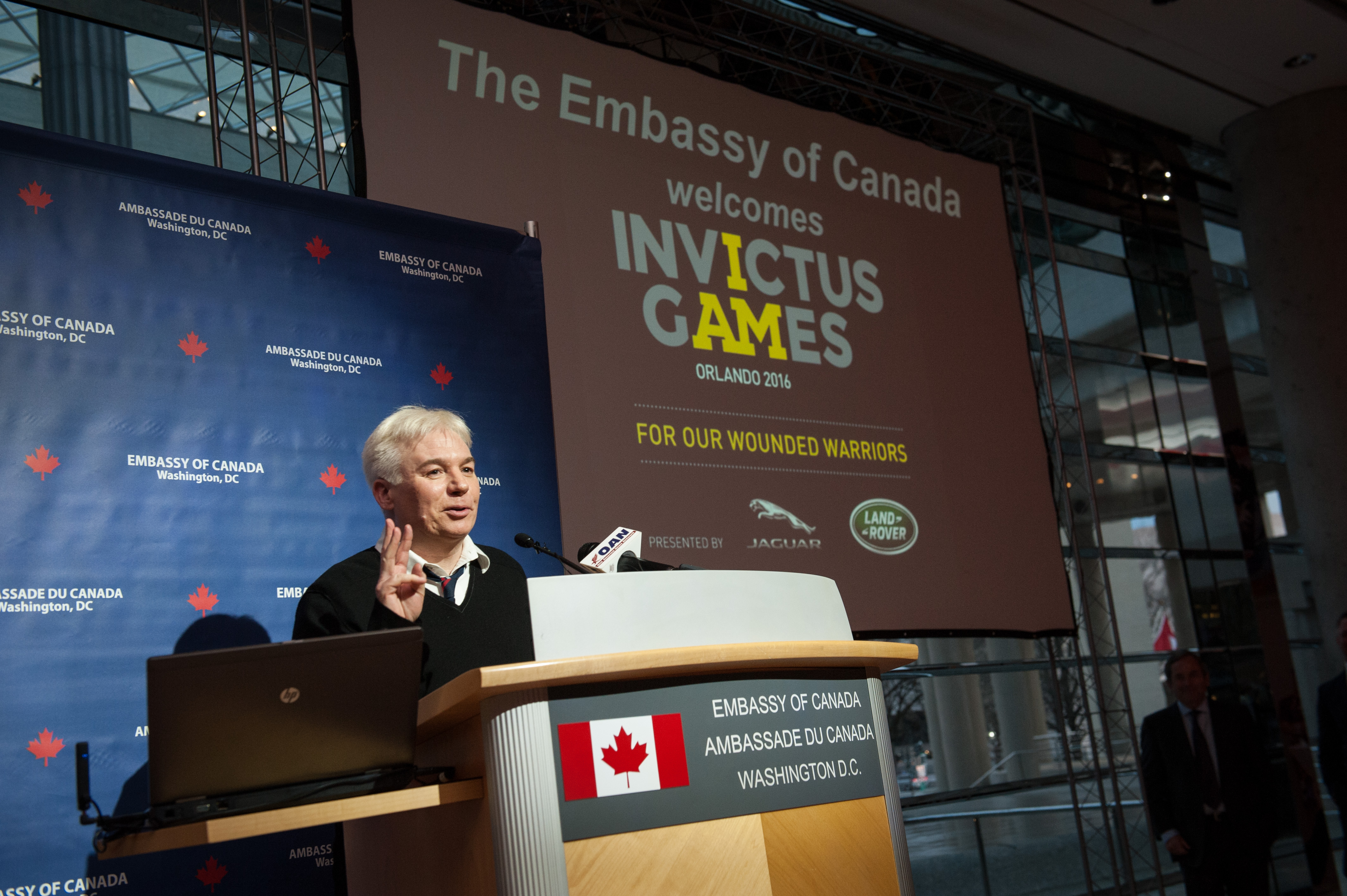 Mike Myers supporter of Invictus Games
